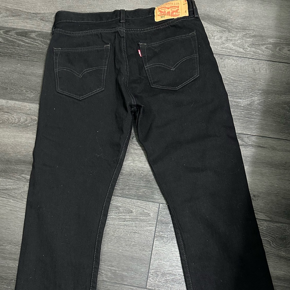 Levi’s 501 - Picture 2 of 4